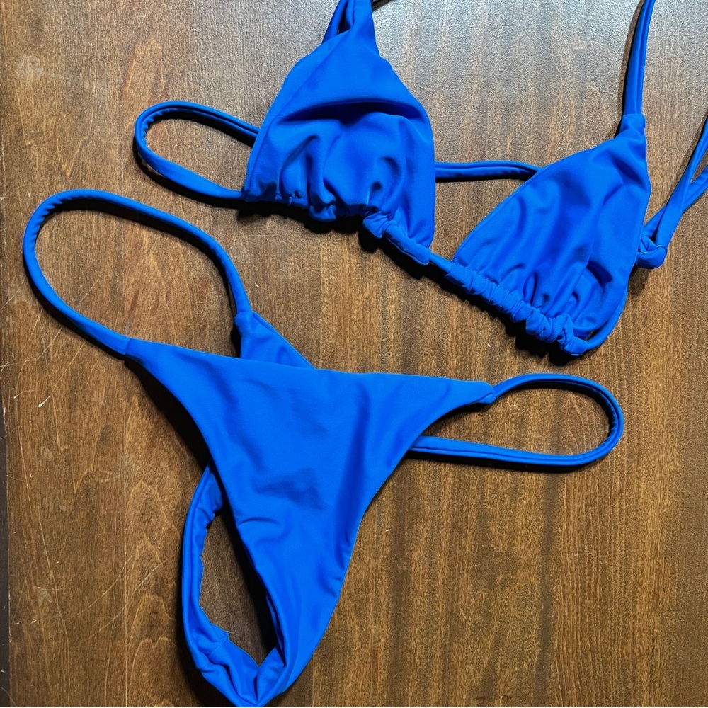 Ark Swimwear blue thong bikini size small